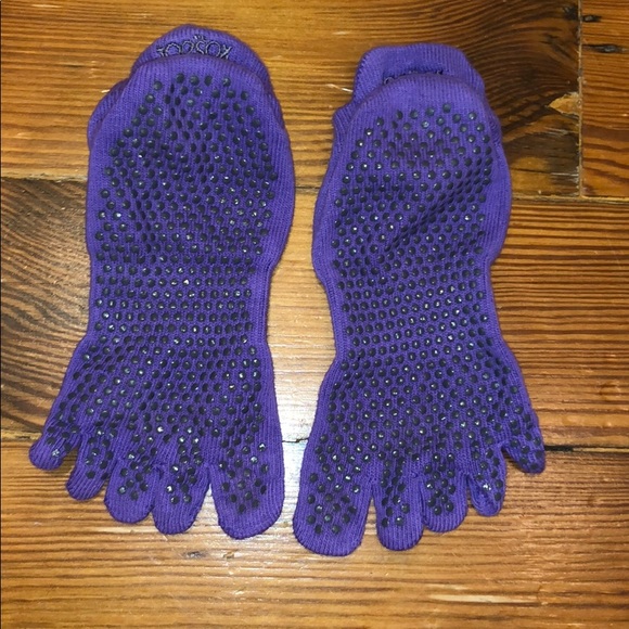Toesox Accessories - Purple Toesox Full Toe Low Rise Grip Socks
